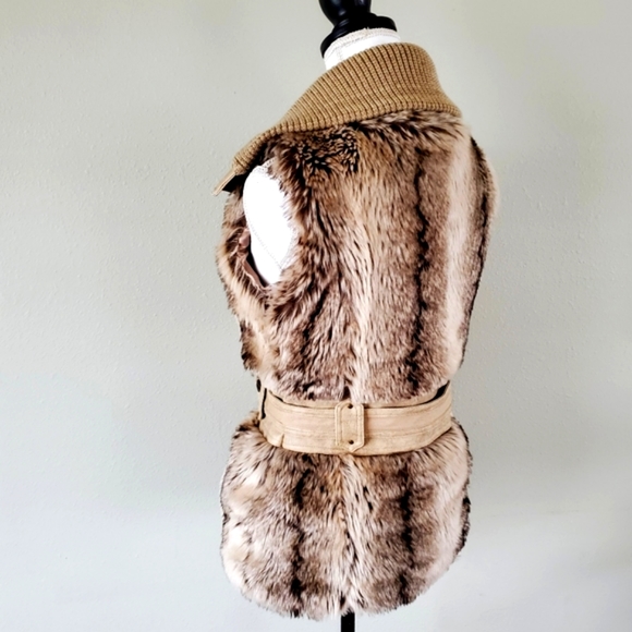 BKE Faux Fur Belted Vest - Size S - Gorgeous Cond. - Picture 5 of 11
